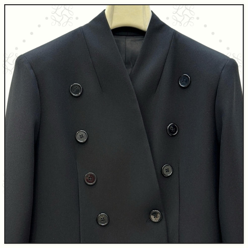 LONG TAIL BUTTONED WOOL OVERCOAT