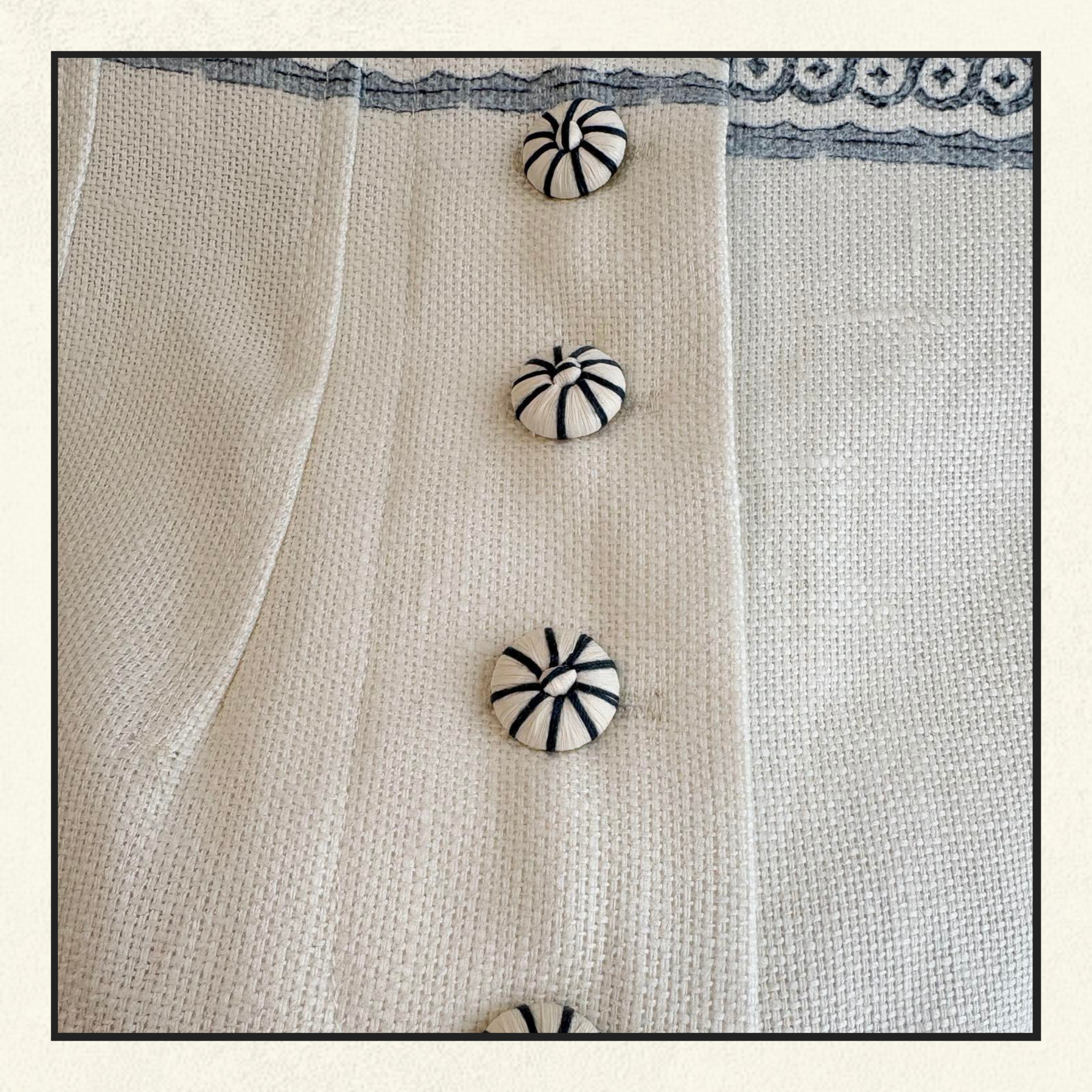 VILLA ROMANTICA BLOUSE & SHORT