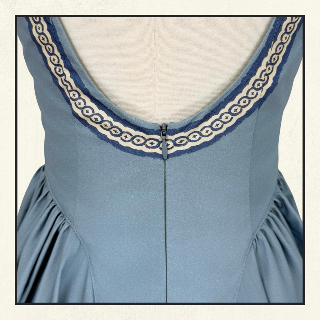 VILLA ROMANTICA MIDI DRESS