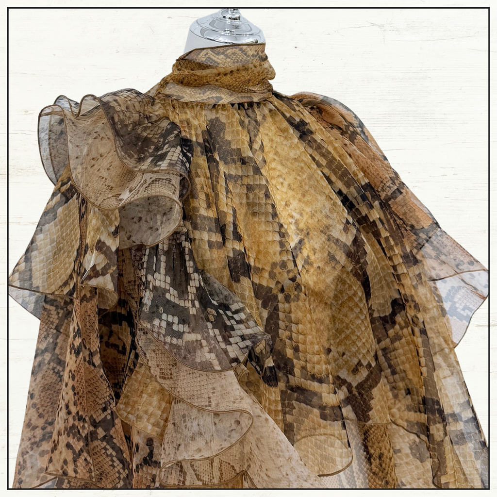 MEMENTO RUFFLED BLOUSE