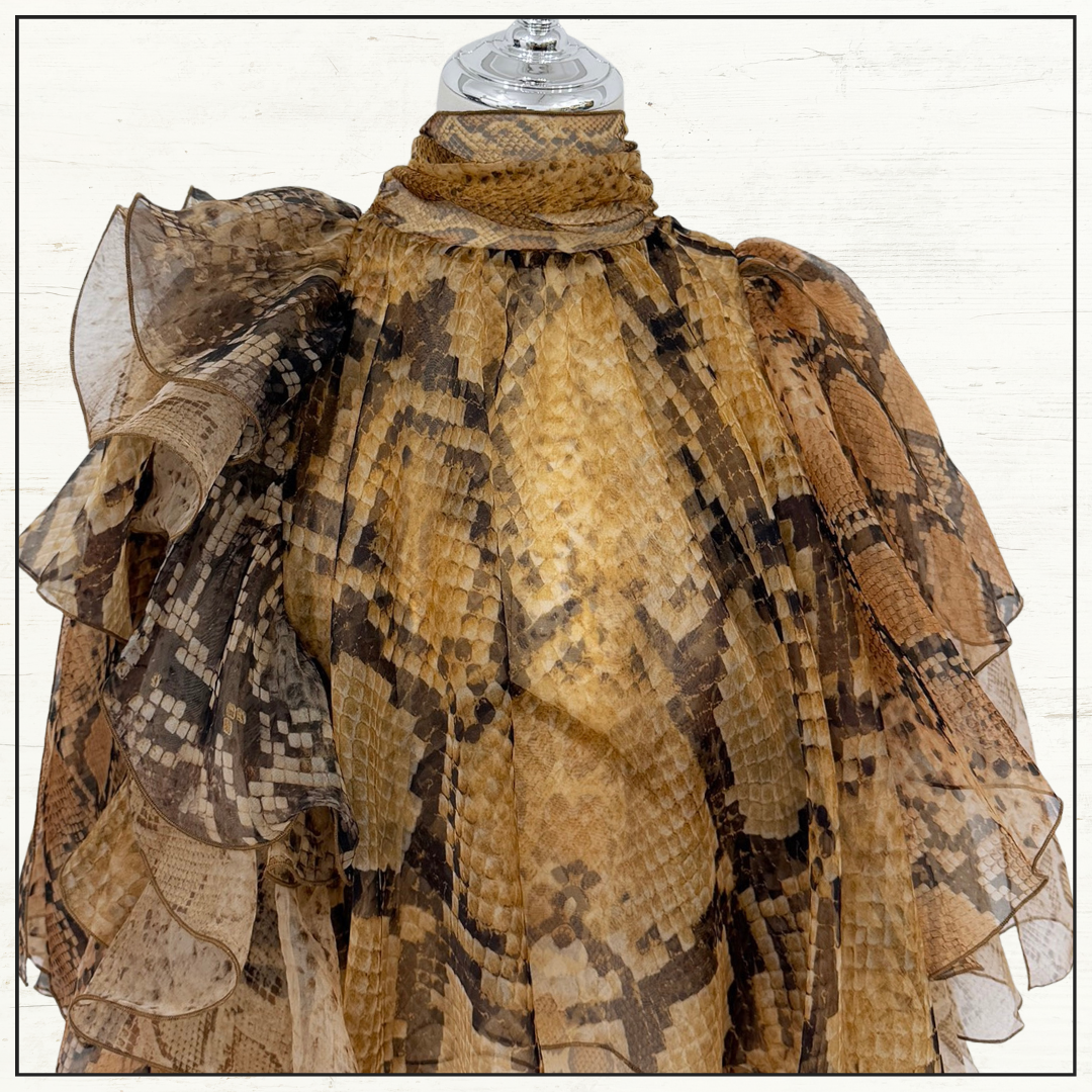 MEMENTO RUFFLED BLOUSE