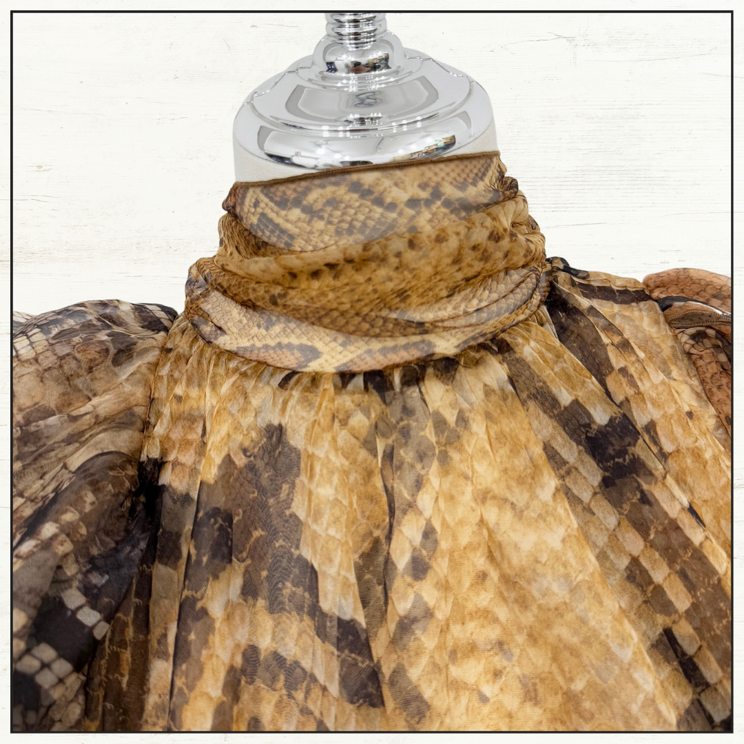 MEMENTO RUFFLED BLOUSE
