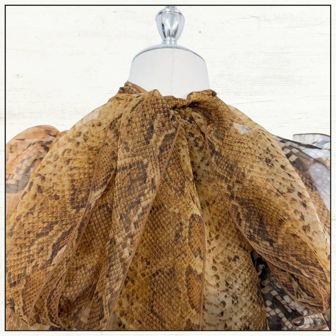 MEMENTO RUFFLED BLOUSE