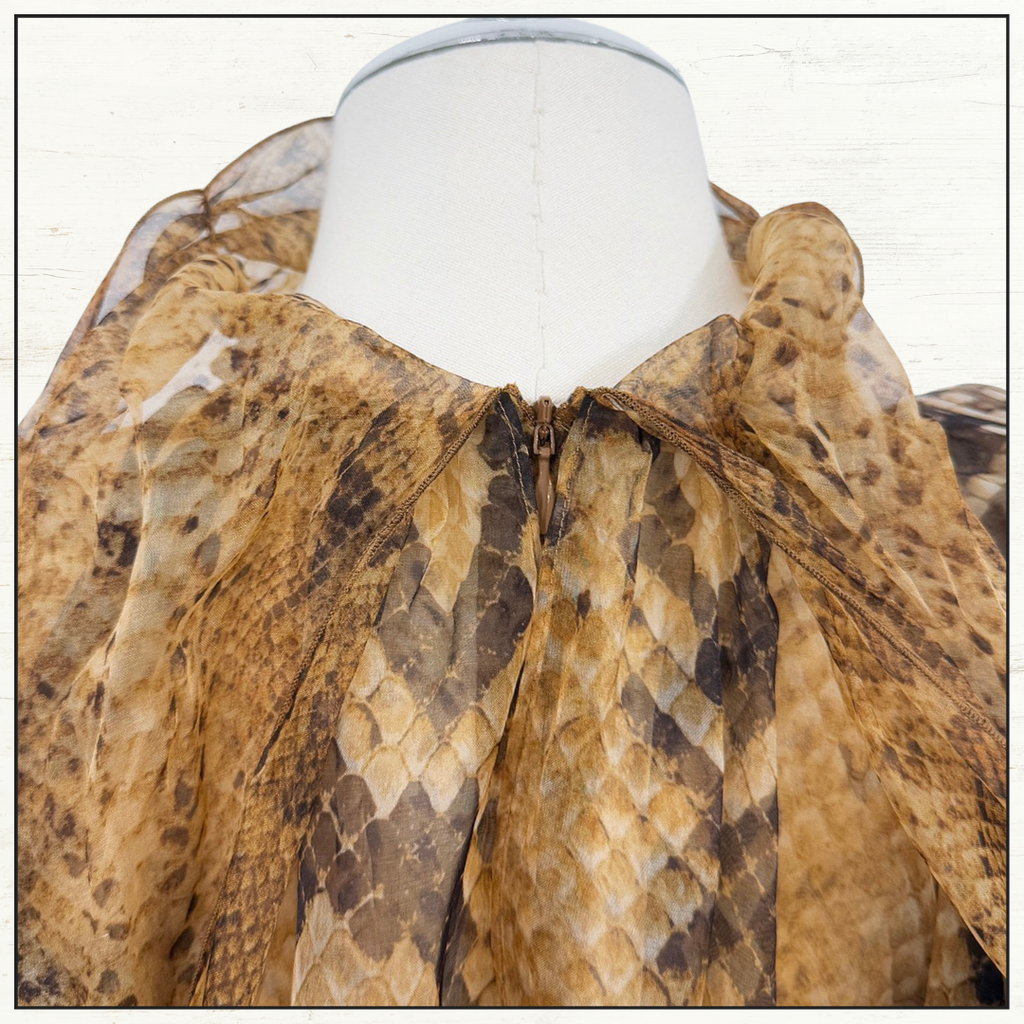 MEMENTO RUFFLED BLOUSE