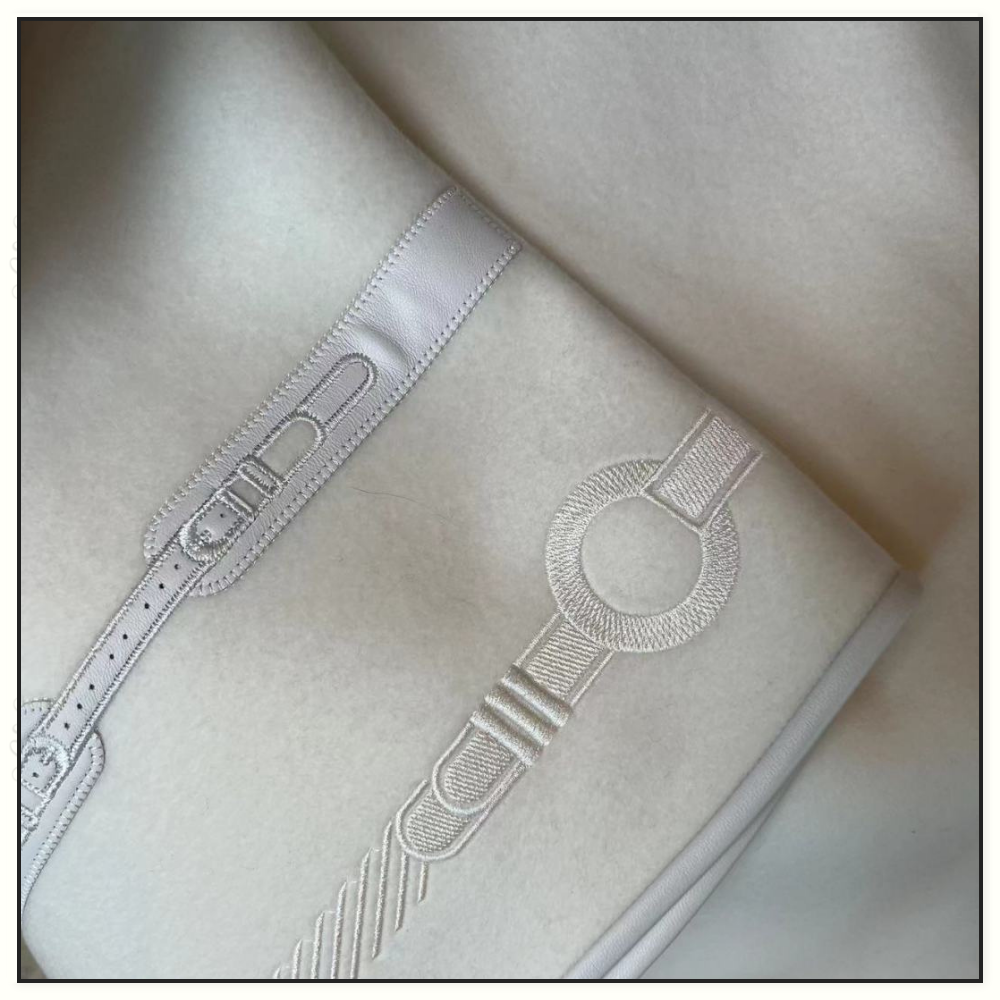 CASHMERE QUADRILLA PONCHO