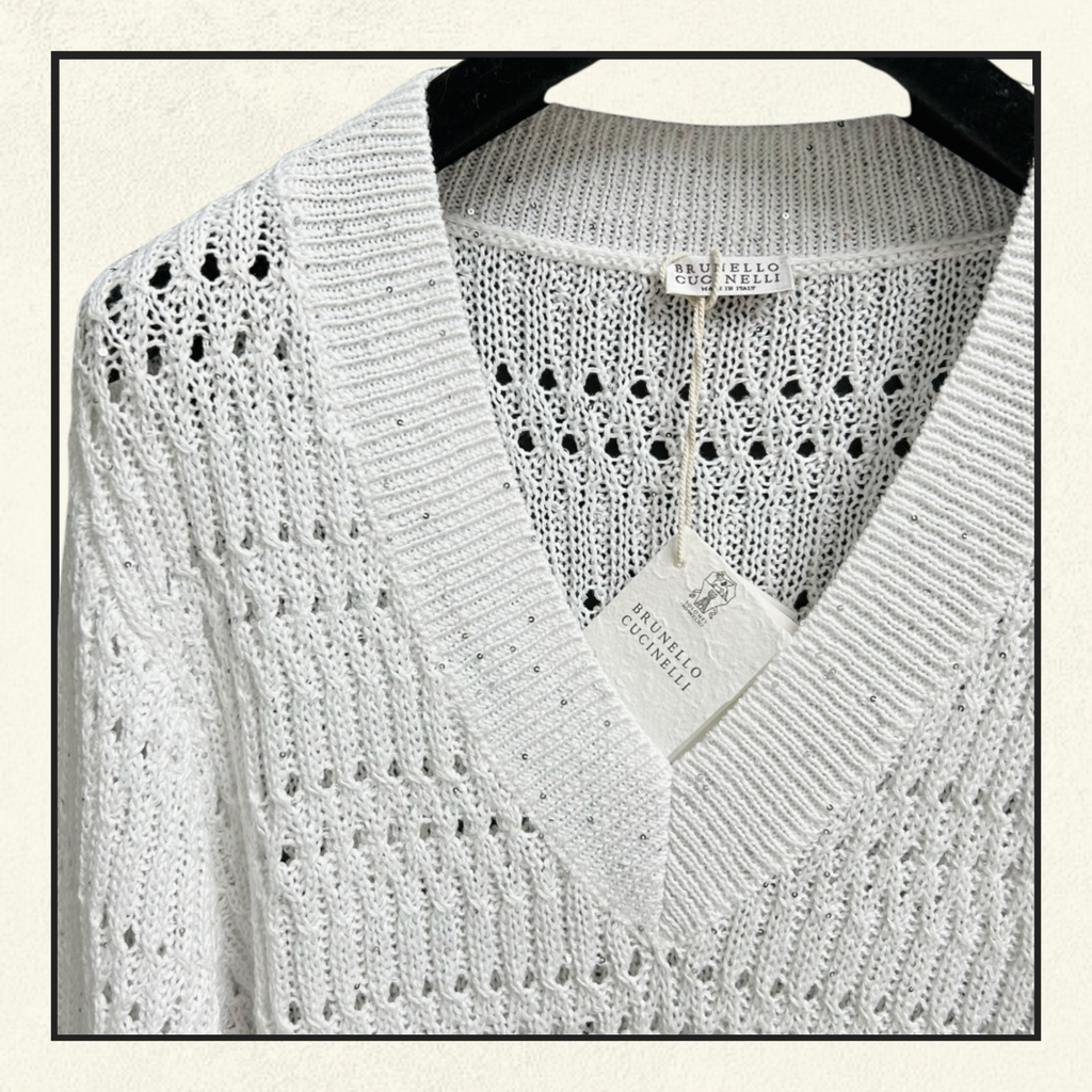 V-NECK KNIT SWEATER