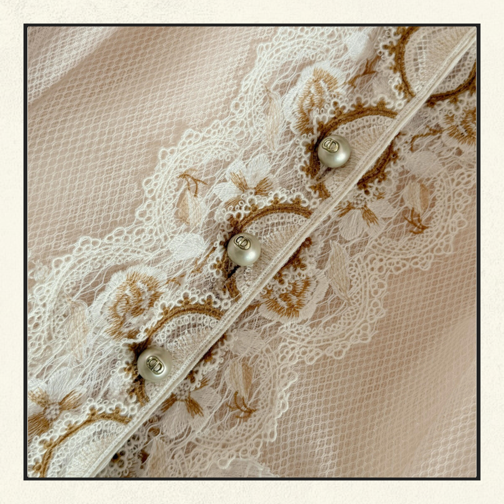 VINTAGE STYLE LACE BLOUSE