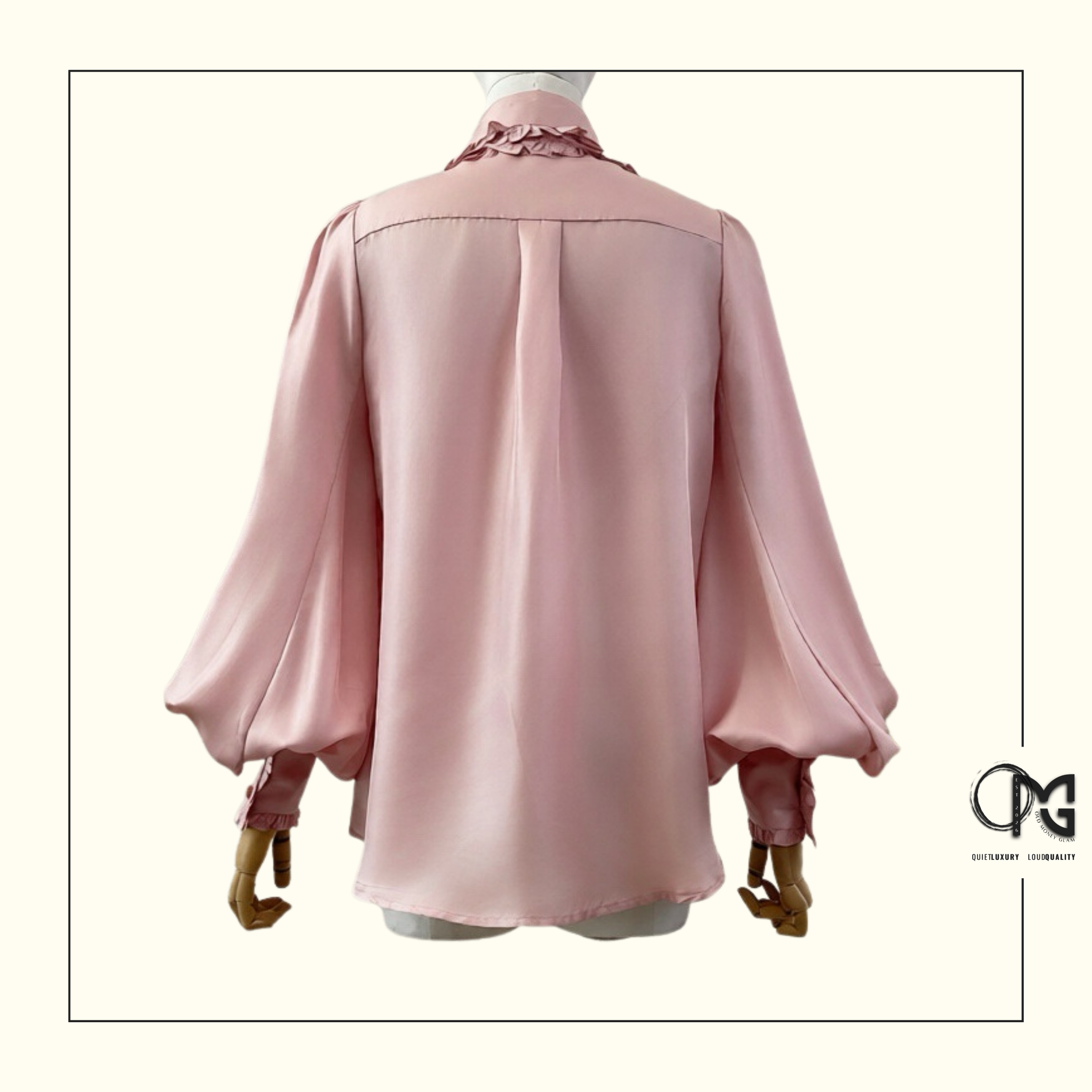 ILLUSTRATION BILLOW BLOUSE