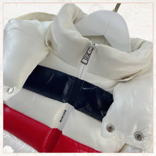 MONCLER DOWN JACKET