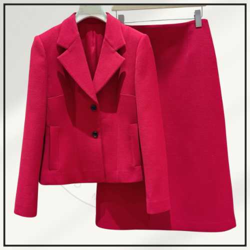 TAILORED BLAZER & PENCIL MIDI SKIRT