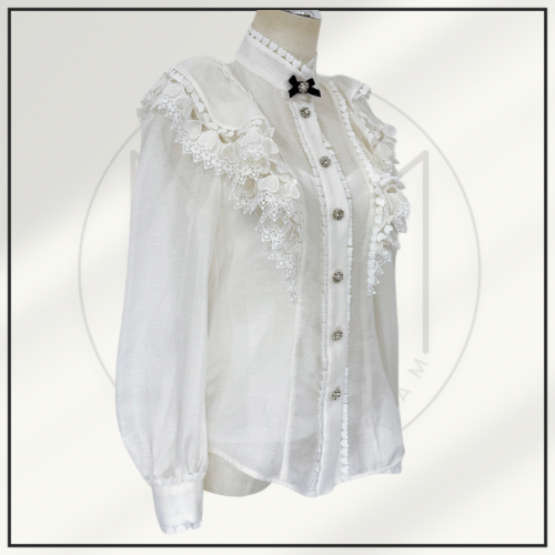 CRUSH HEART EMBELLISHED SHIRT