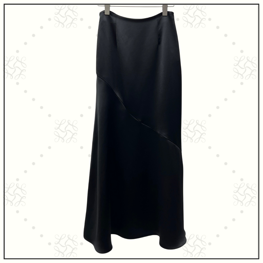 SATIN CROW NECK CROP & PENCIL SKIRT