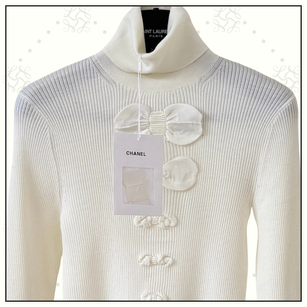 BOW DETAIL WOOL TURTLENECK