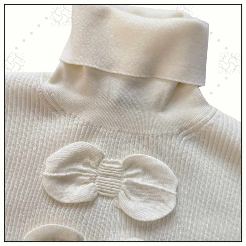 BOW DETAIL WOOL TURTLENECK