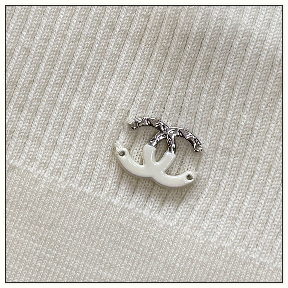 BOW DETAIL WOOL TURTLENECK