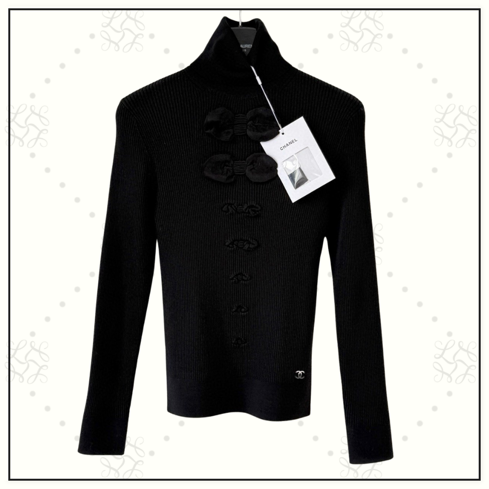 BOW DETAIL WOOL TURTLENECK