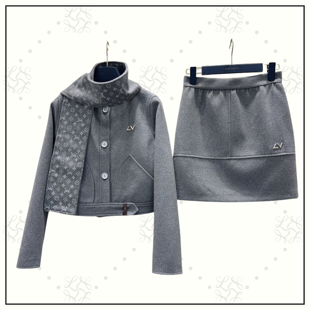 WOOL SCARF COLLAR JACKET & MINI SKIRT