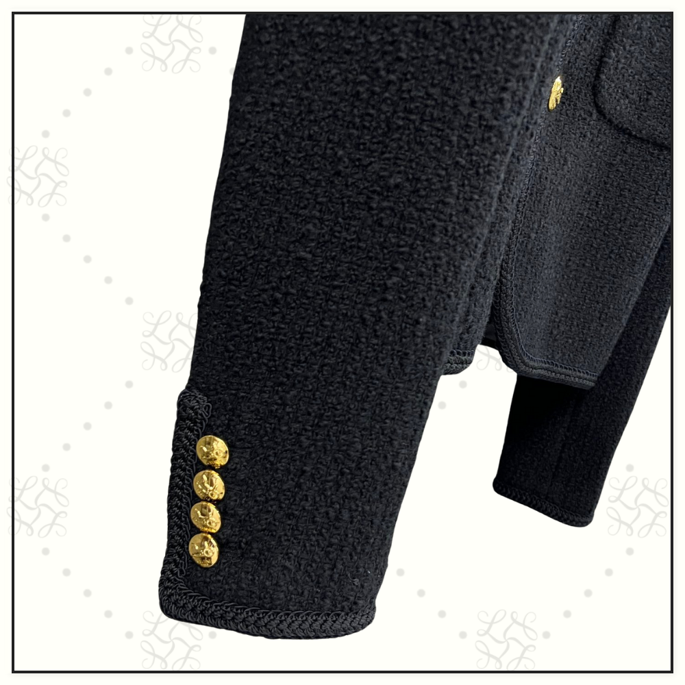 CHASSEUR JACKET IN BOUCLÉ TWEED