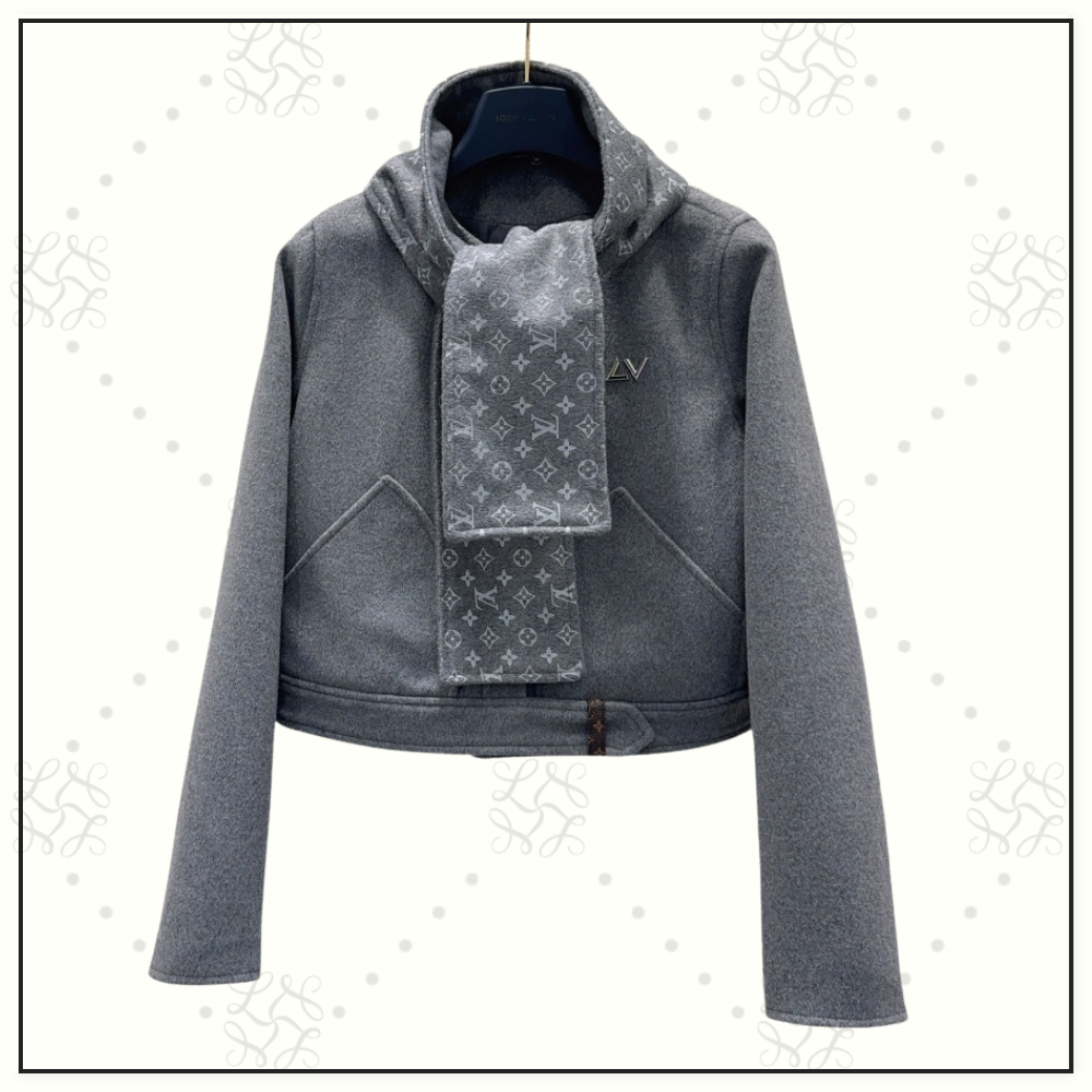 WOOL SCARF COLLAR JACKET & MINI SKIRT