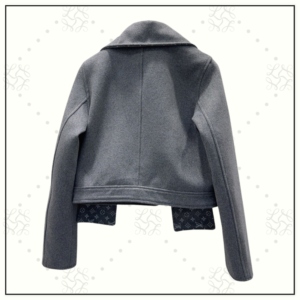 WOOL SCARF COLLAR JACKET & MINI SKIRT