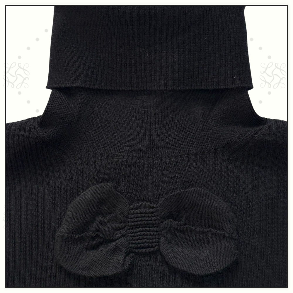 BOW DETAIL WOOL TURTLENECK