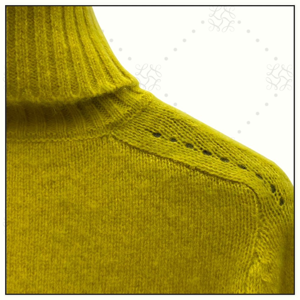 WOOL TURTLENECK
