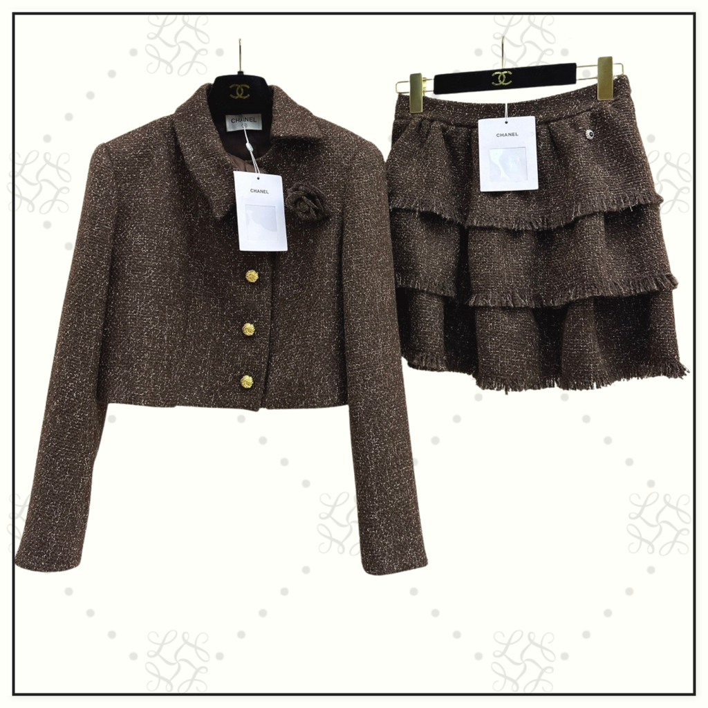 TWEED JACKET & RUFFLE MINI SKIRT