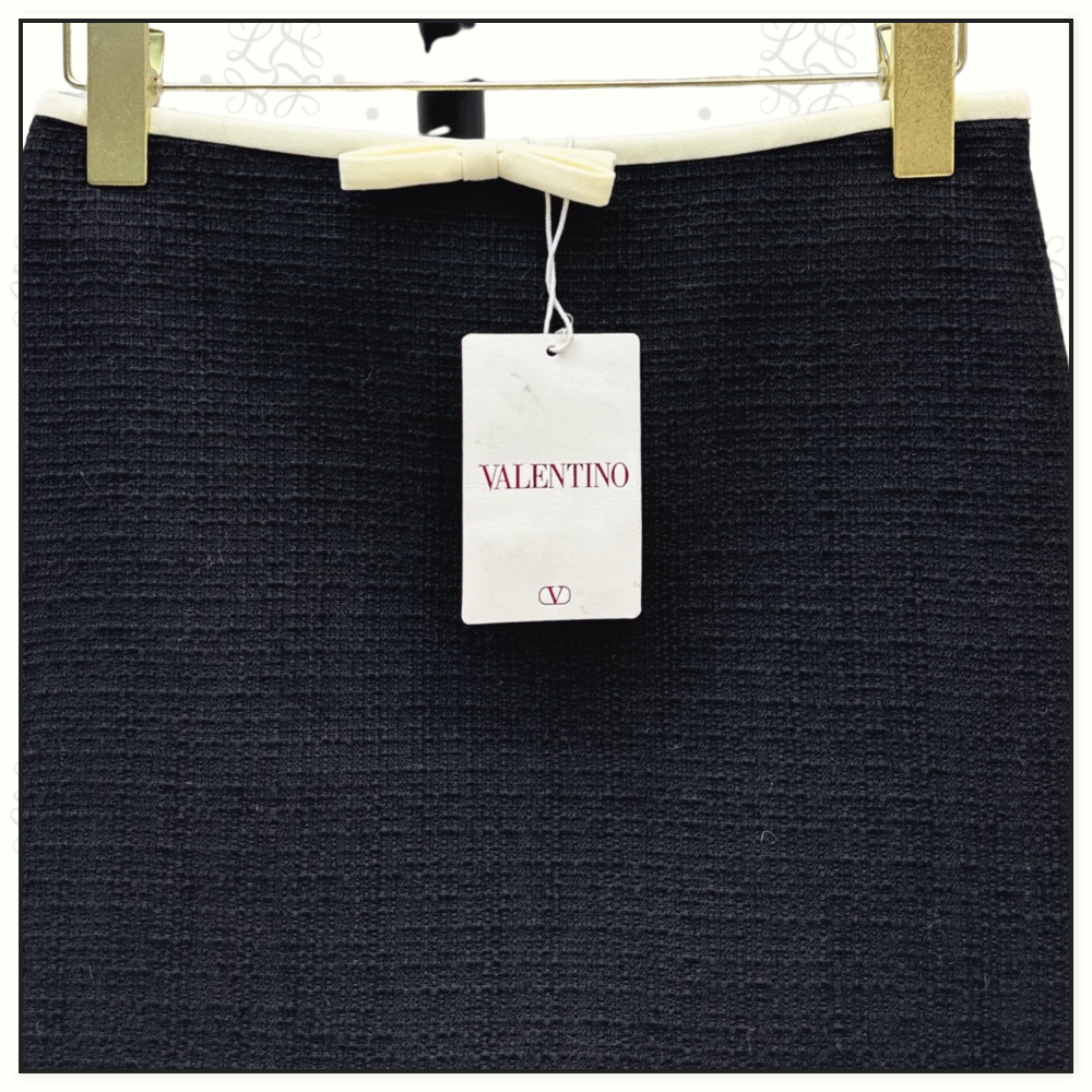 BOW DETAIL JACKET & MINI SKIRT