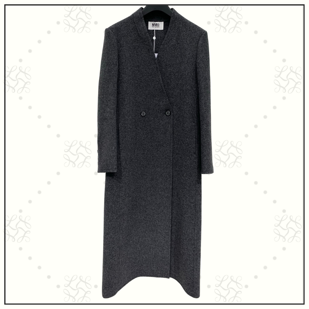 COLLARLESS WOOL COAT