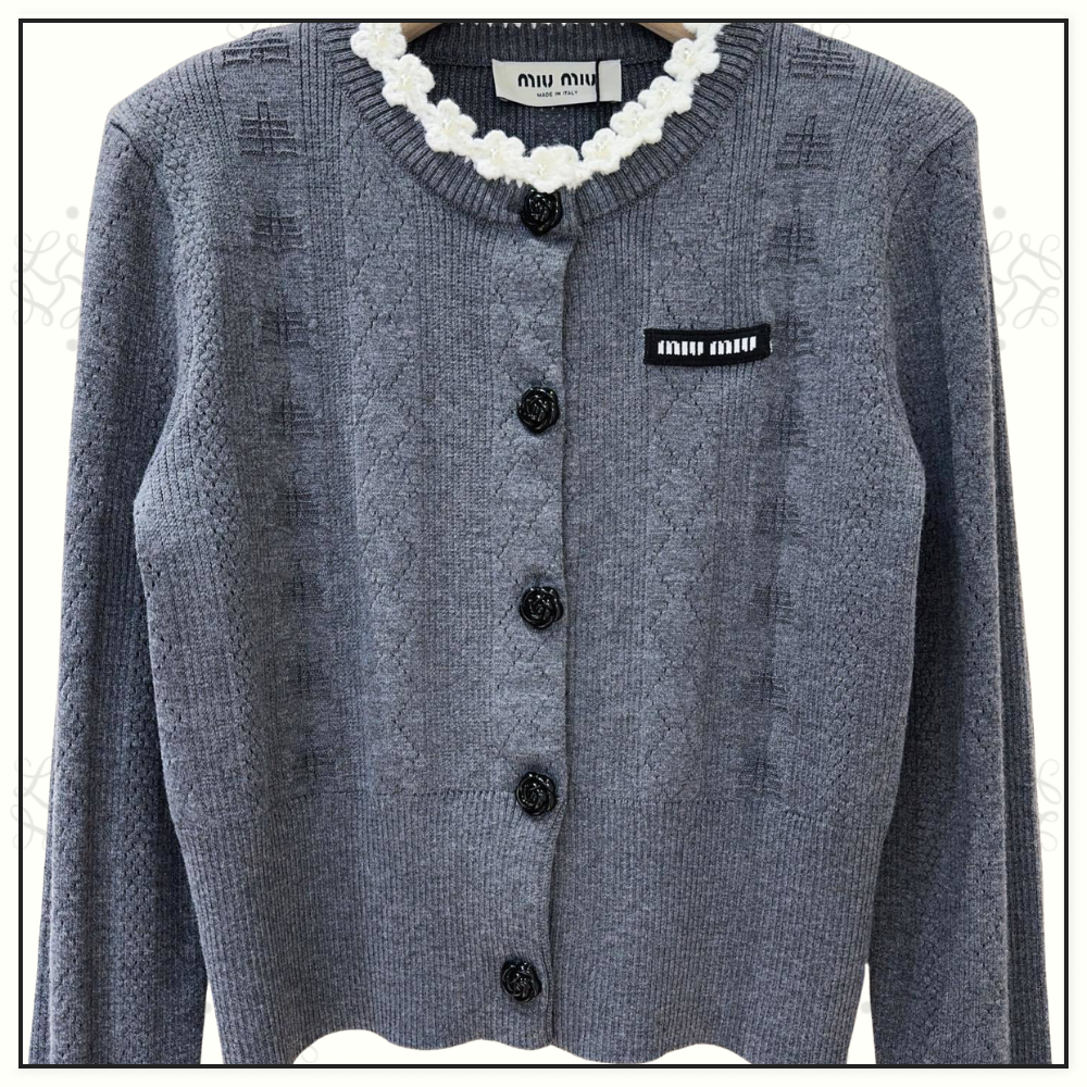 WOOL TANK & CARDIGAN & MINI SKIRT