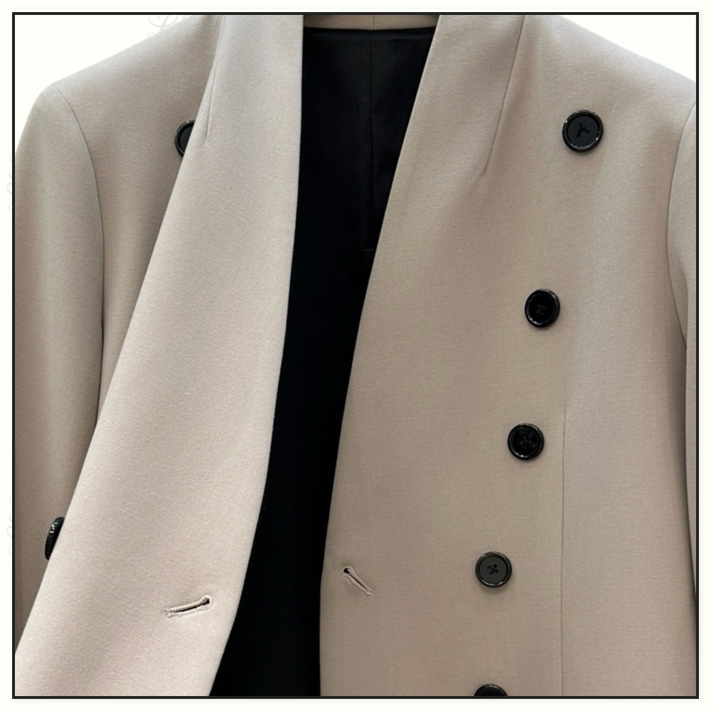 BUTTONED WOOL OVERCOAT
