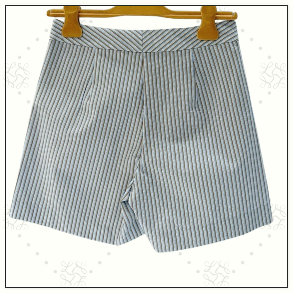 TAILORED STRIPE SHORT