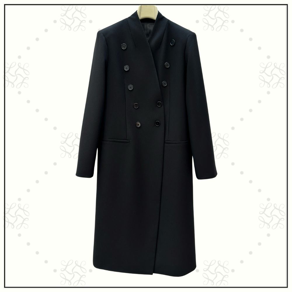BUTTONED WOOL OVERCOAT