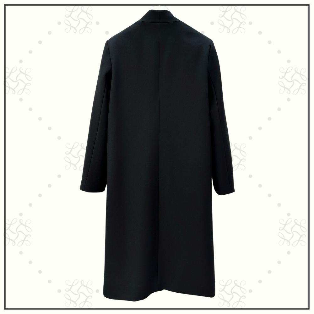 BUTTONED WOOL OVERCOAT