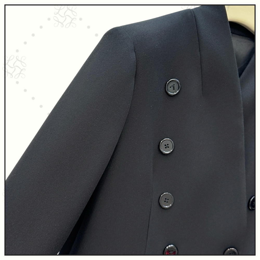 BUTTONED WOOL OVERCOAT