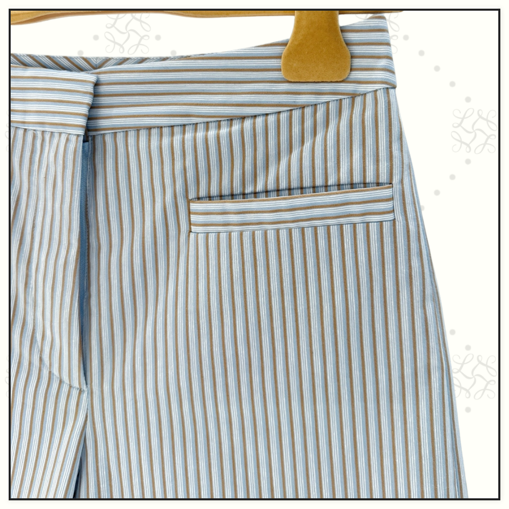 TAILORED STRIPE SHORT