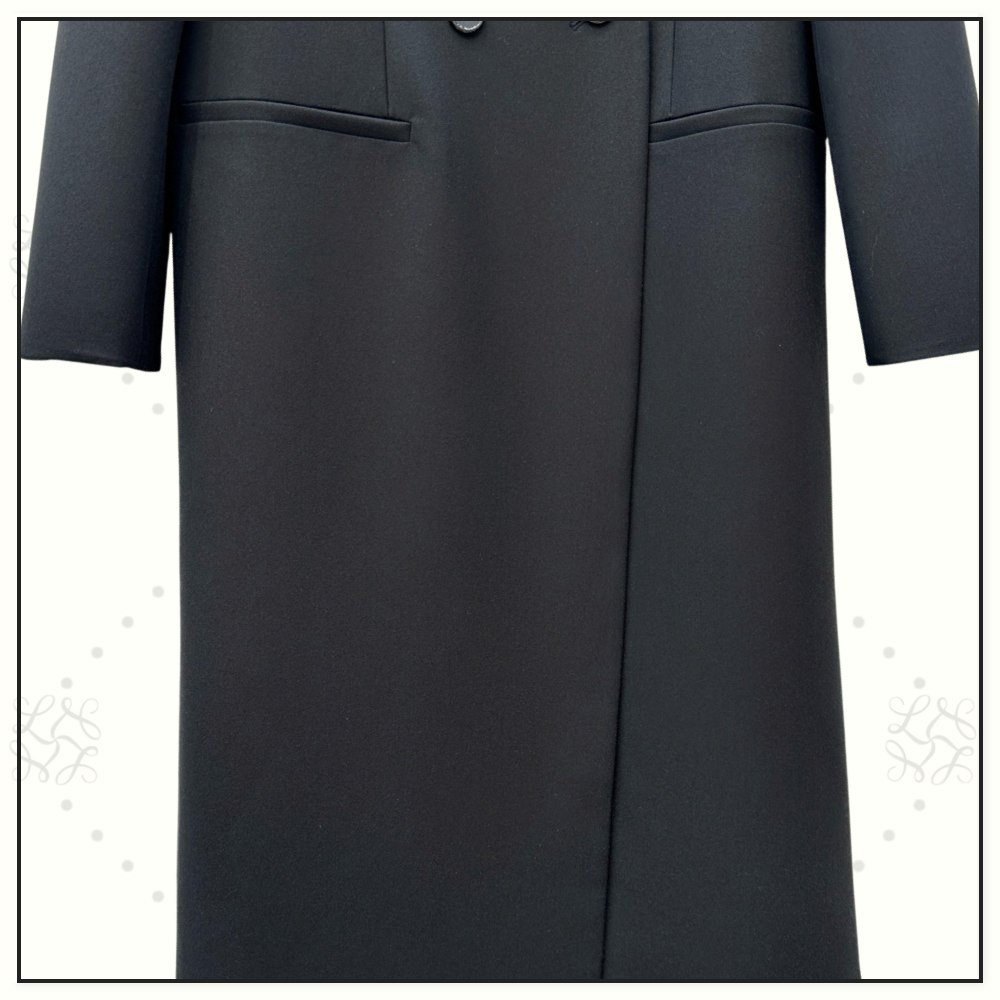 BUTTONED WOOL OVERCOAT