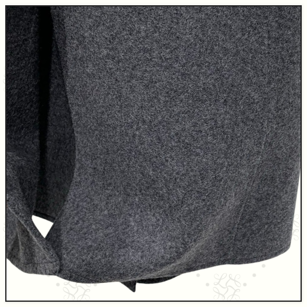 COLLARLESS WOOL COAT