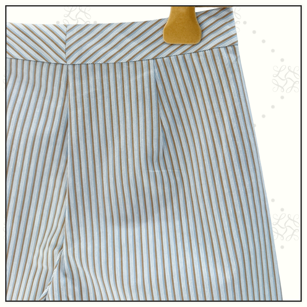 TAILORED STRIPE SHORT