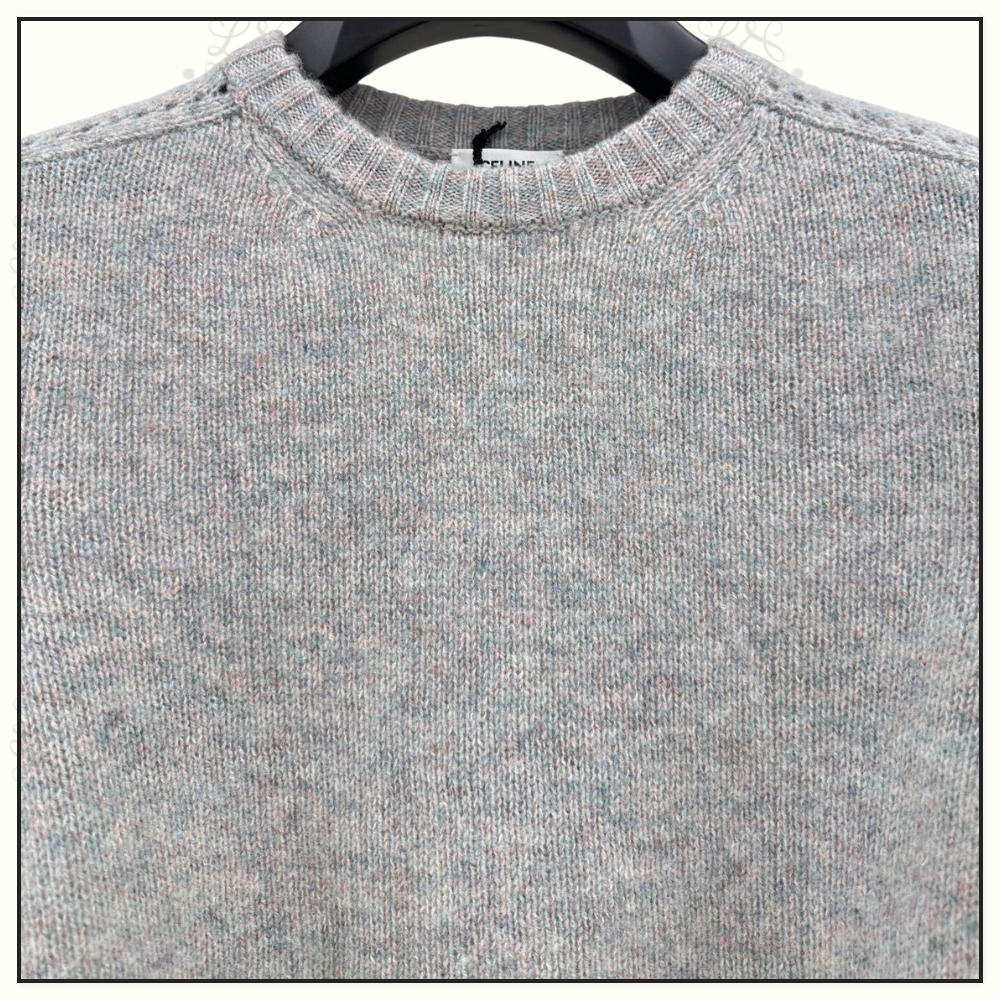 CASHMERE SWEATER