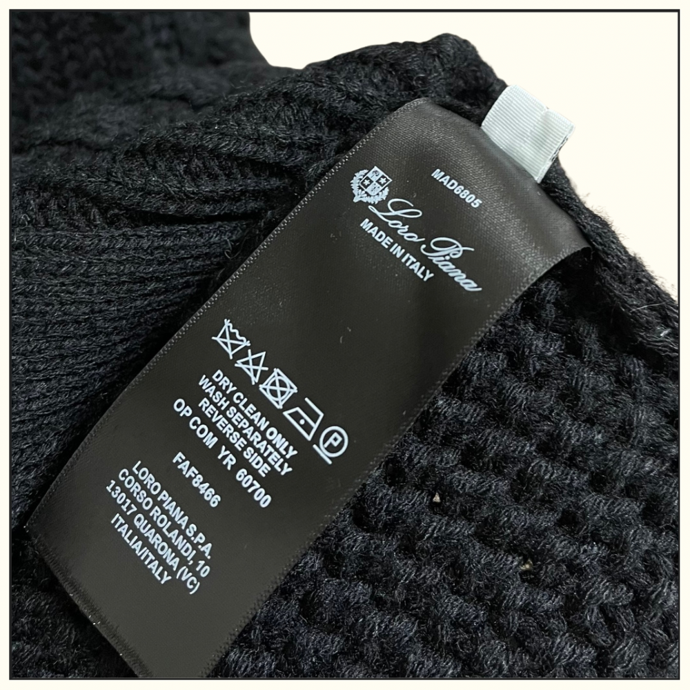 WOOL KNIT HALF ZIP SWEATER