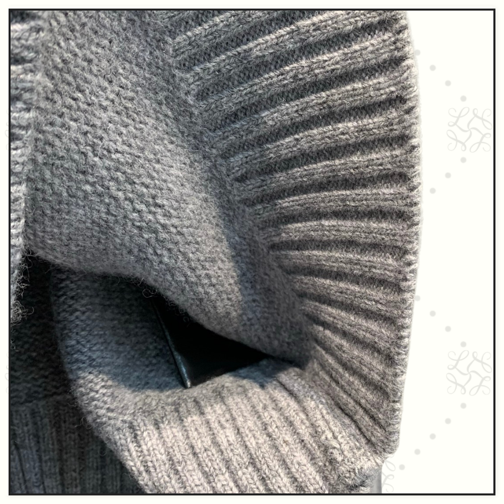 VIRGIN WOOL & CASHMERE SWEATER