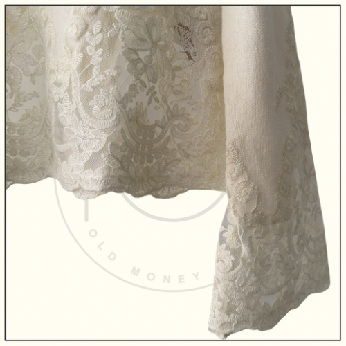 CASHMERE BLOUSE WITH LACE EMBROIDERY