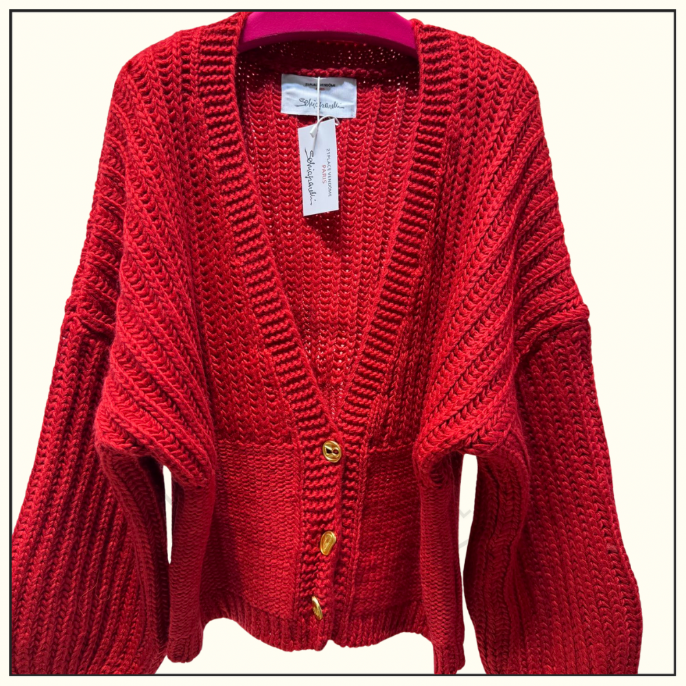 KNIT SWEATER