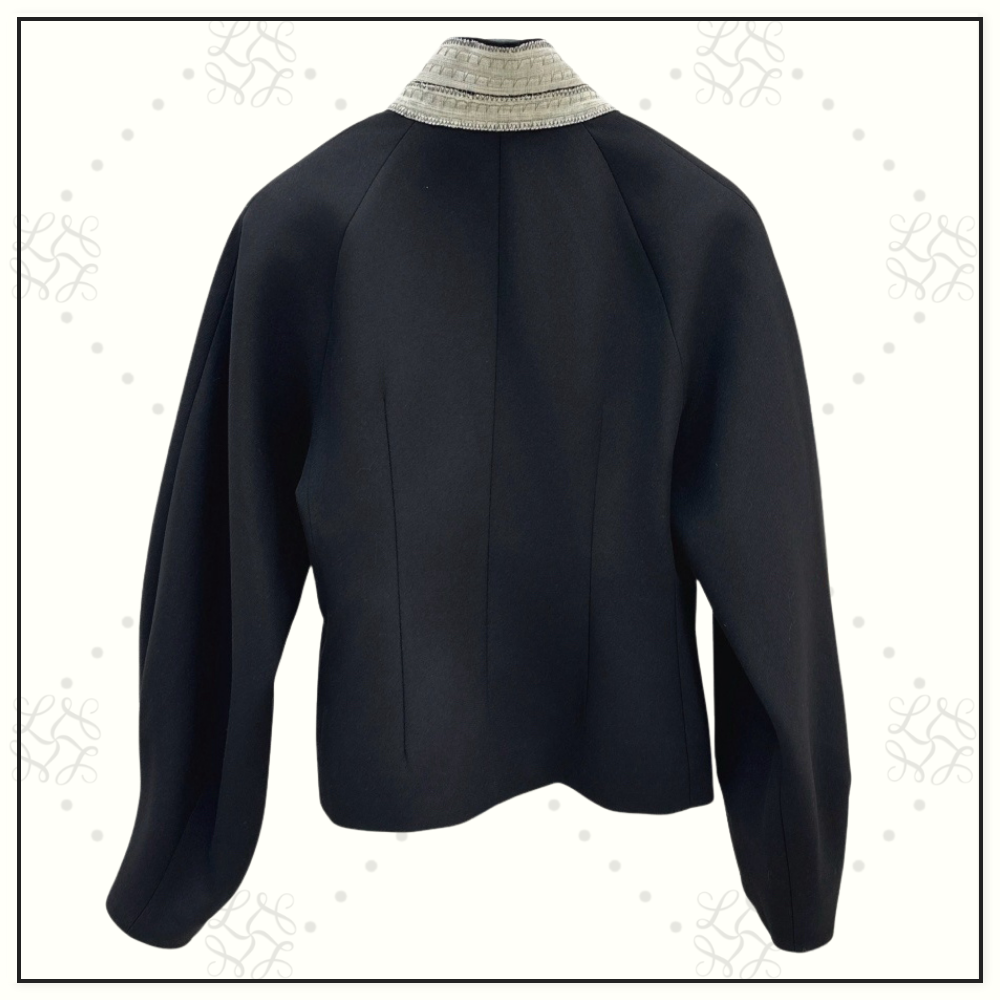 VIRGIN WOOL FITTED JACKET & BERMUDA PANTS