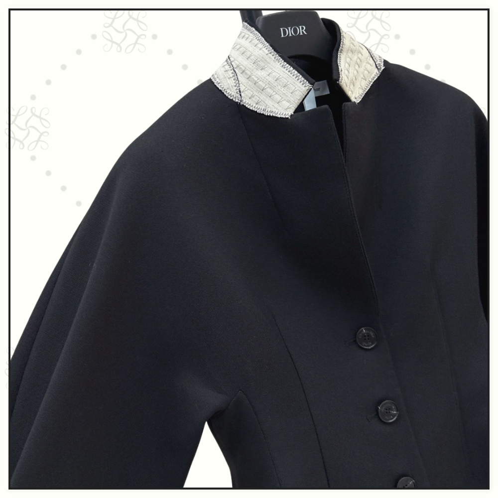 VIRGIN WOOL FITTED JACKET & BERMUDA PANTS