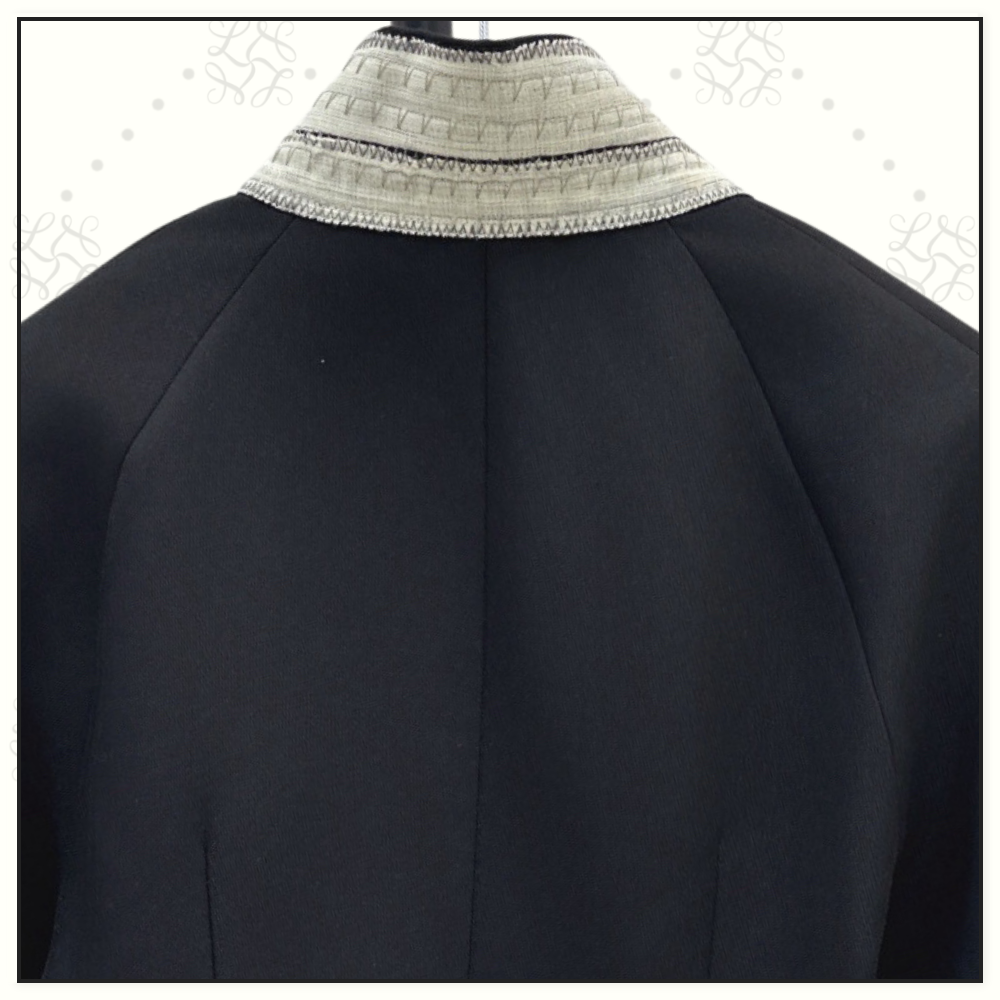 VIRGIN WOOL FITTED JACKET & BERMUDA PANTS