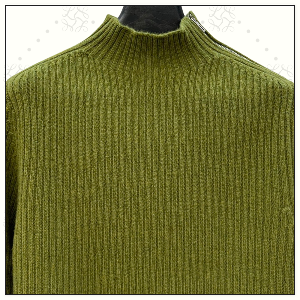 CASHMERE SWEATER