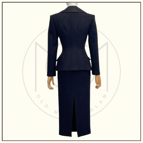 TAILORED BLAZER & MIDI SKIRT