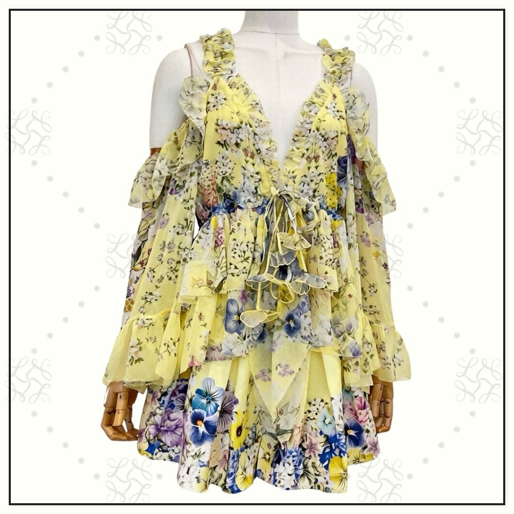 COLD SHOULDER RUFFLE TOP & CORSET SHORT